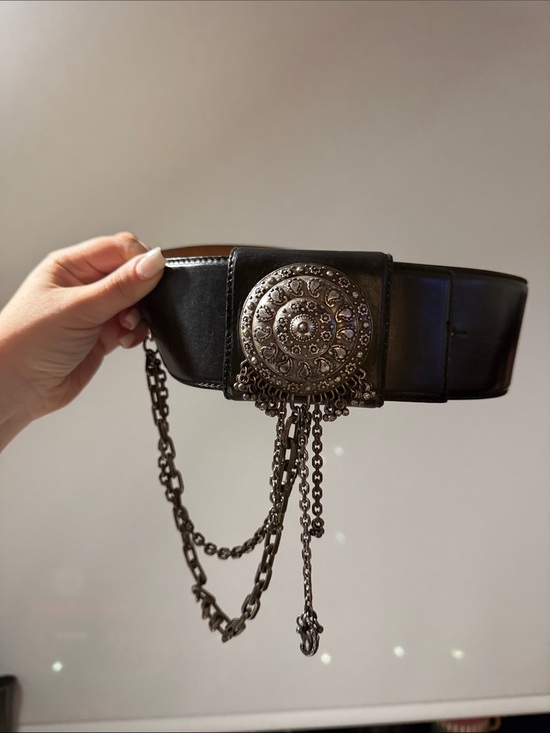 Alexander McQueen Accessories - Alexander McQueen GRAIL Diamonds Chain Belt